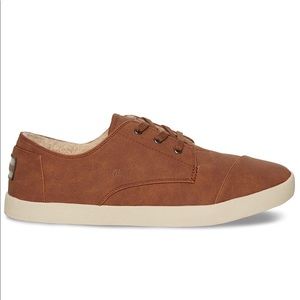 NWT Sz 9 Chestnut Leather Toms Paseo Sneakers